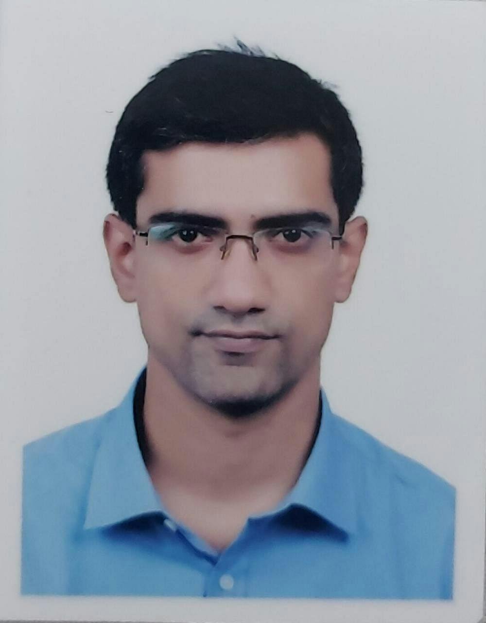 Dr. Dhanus Sadasivan